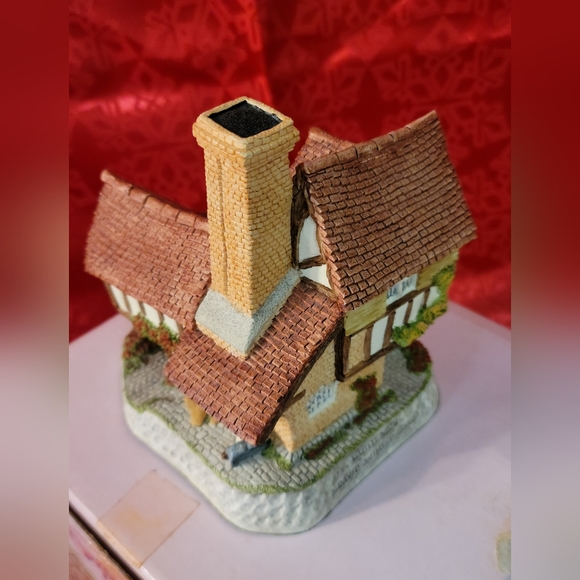 Tom Fools Cottage David Winter Cottages TOM FOOL'S COTTAGE #9 ISSUED 1991 - Picture 2 of 10